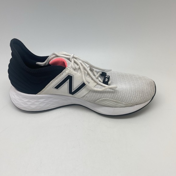 New Balance Sneakers Womens‎ 9.5 D Fresh Foam Roav WROAVLW White Running Shoes - Picture 6 of 10